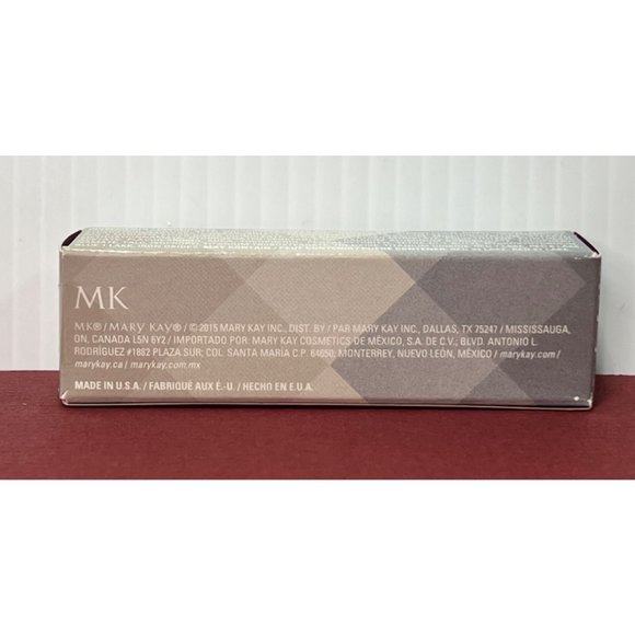 Mary Kay - Silky Lipstick - OH SO Currant Cassis - Picture 7 of 8